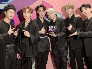 Monsta X Pelukan Erat Hingga Sujud Bareng Rayakan Kemenangan di 'The Show', Fans: Kok Aku Nangis?