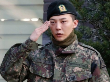 Sudah Dipakai Suho-Park Shin Hye Cs, Sepatu Nike Kolaborasi dengan GD Juga Tuai Antrian Panjang