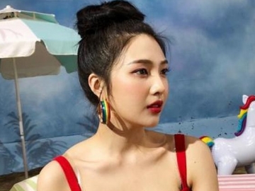 Tampil Seksi Kenakan Gaun Hitam, Joy Sukses Pikat Netter dengan Deretan Foto Terbarunya
