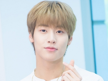 Tolong Kakek Tua Saat Siaran V Live, Sikap Sabar Lee Seung Hyub N.Flying Banjir Pujian Netter