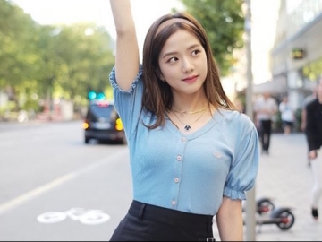 Cantik dan Bijaksana, Jisoo BLACKPINK Beri Pesan Inspirasional Untuk Perempuan 