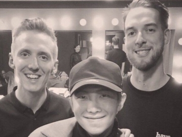 Kolaborasi Sukses, HONNE Ungkap Perkenalan Dengan RM BTS