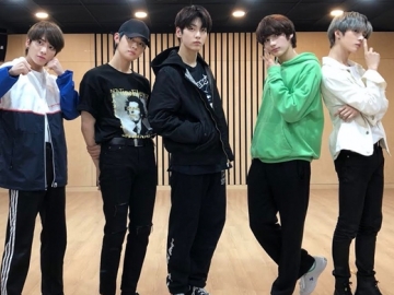 Sutradara MV 'Magic Island' TXT Sempat Buat Postingan Ambigu, Fans Malah Puji Agensi Gara-Gara Ini