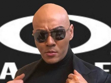 Vlog Deddy Corbuzier Disebut Ungguli Siaran TV Usai Nyaris Bikin Nangis Bintang Tamu Ini