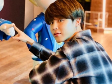 Bak Angin Segar, Jimin BTS Unggah Selfie Sukses Bikin Gemas