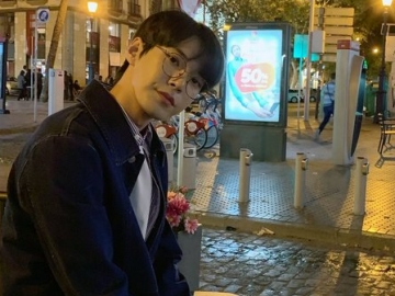 Unggah Vlog Pagi Hari, Doyoung Tunjukkan Wajah Ganteng Meski Baru Bangun Tidur