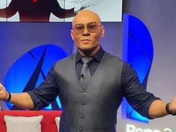 Dikenal Macho, Ekspresi Deddy Corbuzier Kala 'Mukbang' Ternyata Bisa 'Seseksi' Ini