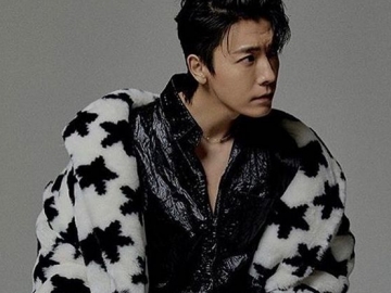 Hiasi Majalah MAPS, Donghae Bikin Fans Histeris Tampil Ganteng Sambil Pamer Dada Bidang