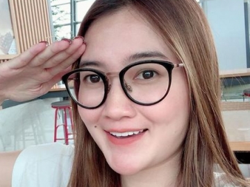  Dituduh Jadi Selingkuhan Mantan Bupati, Nella Kharisma Cuek Posting Ini Di IG