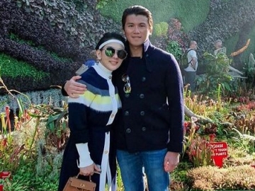 Belum Setahun Nikah, Syahrini dan Reino Barack Sudah Disebut Bakal Pisah Ranjang