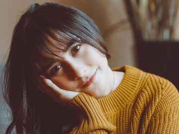 Prilly Latuconsina Tak Terlihat Pecinta Barang Branded, Harga Baju Tidur Hingga Tas Bikin Terkesima