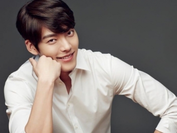 Kim Woo Bin Dikabarkan Akan Gelar Fanmeet Pertama Usai Hiatus Selama 2 Tahun