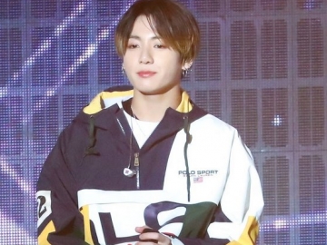 Bak Elsa 'Frozen', Jungkook BTS Santai Pegang Balok Salju