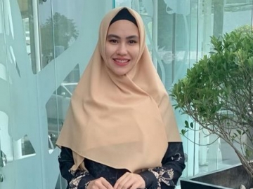 Kartika Putri Kembali Pamer Gendong Anak, Mendadak Tuai Protes Karena 'Hal Ngeri' Ini