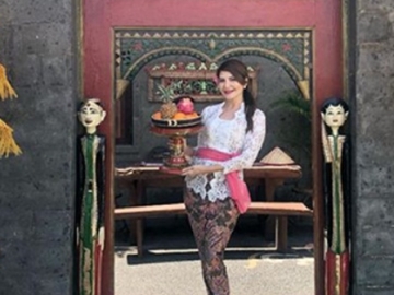 Tamara Bleszynski Umumkan Warungnya di Bali Tutup, Nangis Didoakan Netter Buka Kembali