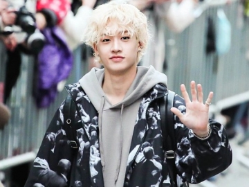 Bang Chan Stray Kids Bikin Video Reaction 'Fever', Malah Diciduk Bos Sendiri