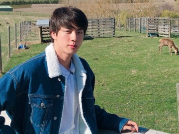 Jin Sedang Berulang Tahun, Begini Manisnya Anggota BTS Beri Kejutan