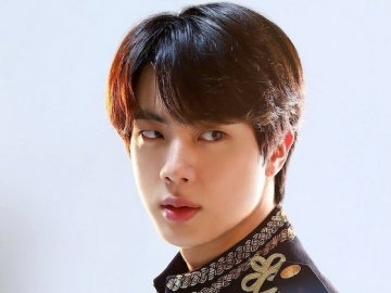 Antusias Penggemar Rayakan Ulang Tahun Jin BTS, Sabet Habis Trending Topik Dunia 