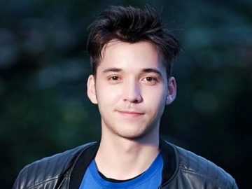 Jagoan Cilik Stefan William Pasang Tampang ‘Songong’ Ngajak Ribut, Mata Bayi Bule Bikin Salfok