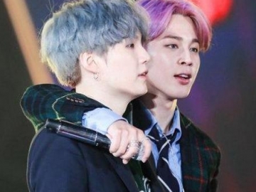 Sukses Bikin Fans Salah Tebak, Begini Lucunya Jimin-Suga Pakai Busana Hampir Sama di Bandara