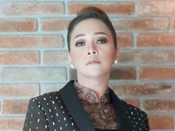 Bukan Busana Atau Berlian, Penampilan Maia Estianty Terlihat Silau Justru Karena Hal Ini