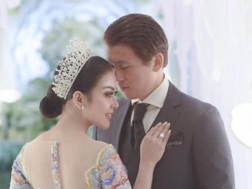 Rumor Reino Barack 'Pelit' Makin Kuat Usai Syahrini Terima Job Meriahkan Acara Ultah Anak-Anak