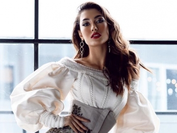 Tak Cuma Masuk 10 Besar Miss Universe 2019, 11 Fakta Frederika Cull Ini Juga Harus Diketahui