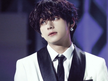 Terima 'Group of the Year' Versi Majalah Variety, Penampilan Fashionable V Paling Curi Perhatian