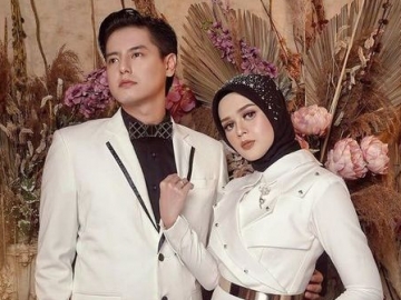 Cut Meyrsika-Roger 'Umbar' Foto dengan Pemain 'Star Wars' Tak Kalah Bikin Takjub dari Dian Sastro