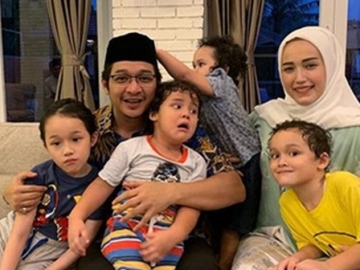 Anak Pasha Dinyinyiri Tak Mirip Ayahnya, Jawaban Adelia Ini Bikin Hati Adem