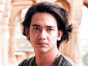 Adipati Dolken Goda Fans Lewat Poster ‘Teman Tapi Menikah 2’, Pemain Wanita Jadi Bahan Tebakan