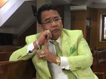 Hotman Paris Tuai Dukungan Usai Tegaskan Siap Bela Pramugari Yang Tak Mau 'Layani' Bos