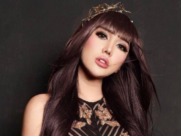 Bagian Dada Lucinta Luna 'Ambyar', Wujud 'Asli' Makin Nampak Benarkan Isu Pemalsuan Identitas?