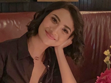 Menikah Diam-Diam di Rumah Sang Manajer, Segini Mas Kawin yang Diterima Vanessa Angel