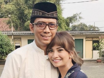 Ayah Vanessa Angel Berang Sebut Pernikahan Sang Putri Tidak Sah, Ibu Sambung Beri Respons Berbeda