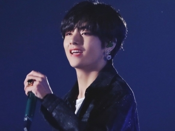 Pamer Foto Selfie Kumis Tipis, V BTS Bikin Fans Histeris