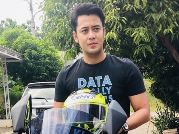 Jalin Komunikasi Saat Mendekam di Lapas, Kriss Hatta Bakal Kolaborasi Bareng Ahmad Dhani