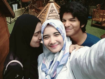 Shireen Sungkar Pamer Foto Bareng Sang Adik Tampan, Fans Berebut Antrian Ngajak Taaruf
