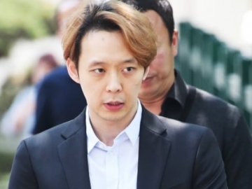  Yoochun Bakal Gelar Fan Meeting di Thailand, Netter: Siapapun yang Hadir Mereka Idiot