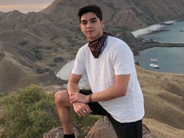 Tampil dengan 'Look' Seperti Ini, Al Ghazali Disebut Mirip Oppa-Oppa Korea