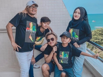 Liburan Ke Thailand Bareng Anak, Sule Ungkap Pesan Ini