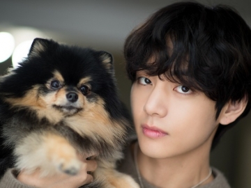 Berulang Tahun, Dispatch Rilis Foto V BTS Bareng Peliharaan Bikin Gemas