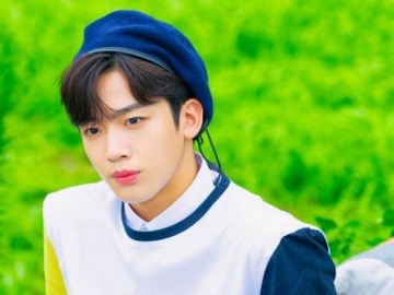 Bikin Fans Bahagia, Kim Yohan X1 Kepergok Ganteng Berambut Ungu Hadiri Pernikahan Kerabat