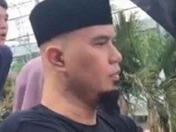 Enggan Komentari Prabowo Masuk Pemerintahan Jokowi, Ahmad Dhani Pilih Bersama Rakyat