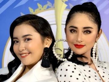 Cover Lagu ‘Dance Monkey’ bareng Lebby Wilayati, Dewi Persik Panen Reaksi Tak Disangka-sangka