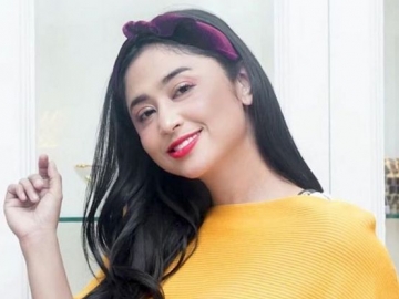 Terus 'Dihantui' Sindiran Kapan Punya Momongan, Dewi Persik Malah Santai Jawab Begini 