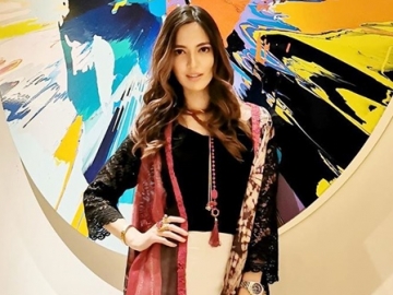 Nia Ramadhani Pakai Rok Mini Dan Baju Kemben, Komentar Anak Konglomerat Ini Direspon 'Sinis'