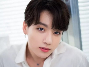  Jungkook Gambar Sendiri Sepatu Spesial untuk J-Hope, Begini Bentuk Uniknya