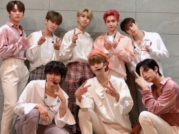 Stray Kids Suguhkan Keseruan di Balik Layar MV 'Gone Days'