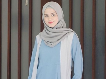 Jenguk Syahnaz Sadiqah, Cut Meyriska Didoakan Cepat Miliki Momongan